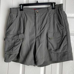 Men’s Reel Legends Cargo Shorts.